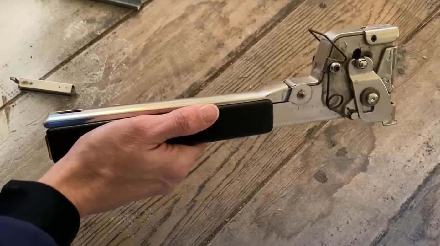 DuoFast 5020 SureShot Crown Stapler Review in 2022 NailersHub