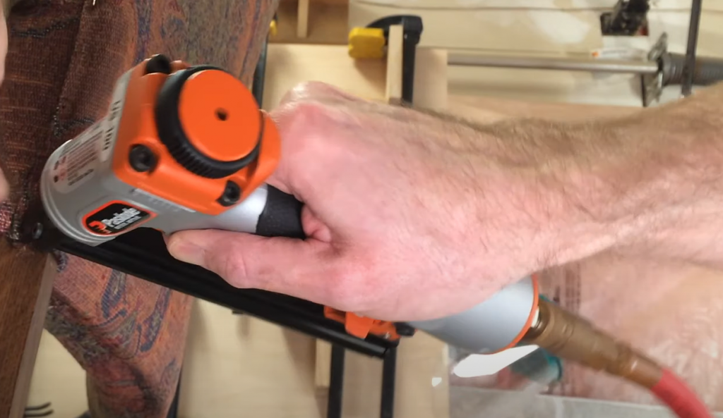 What Makes a Good Upholstery Stapler?