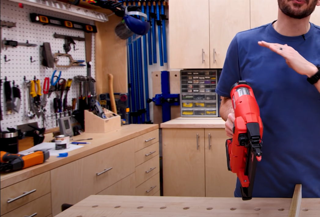 How to Oil a Nail Gun? NailersHub