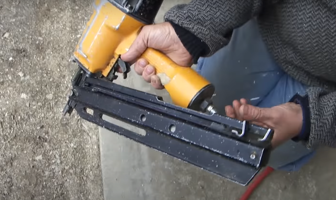 How to Toenail With Framing Nailer? NailersHub